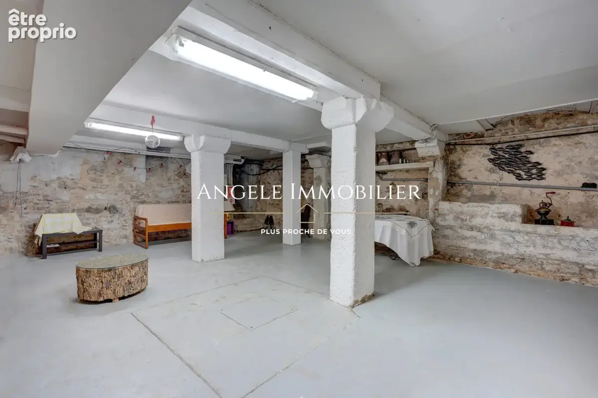 Écully. Idéalement située. Propriété de caractère fin XIXe avec piscine - photo 22