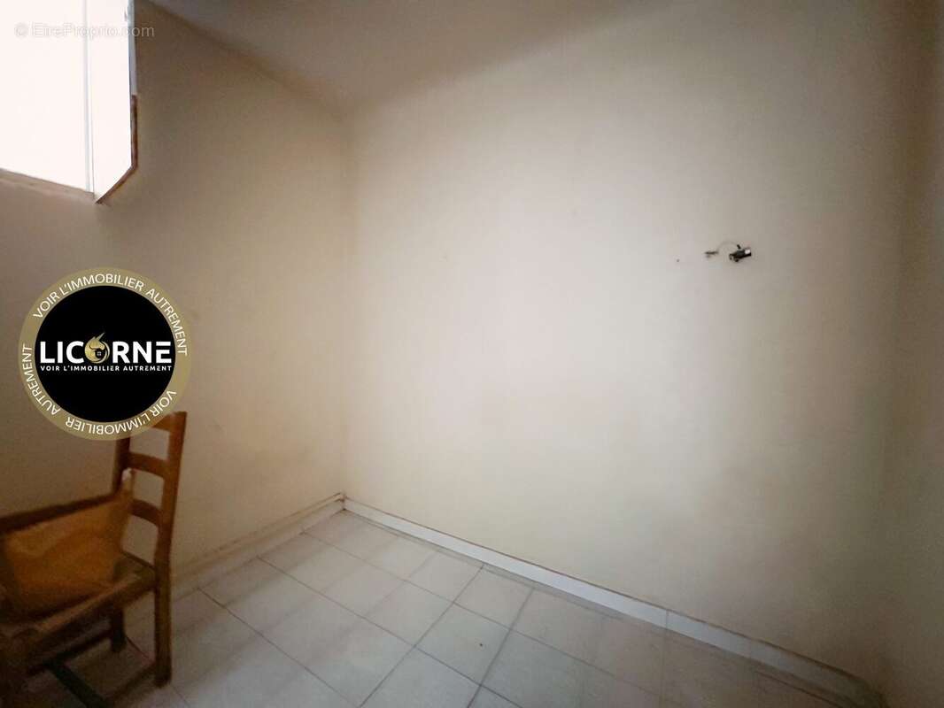 Appartement à MARSEILLE-2E