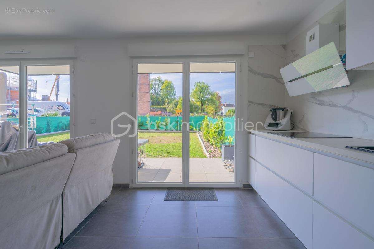 Appartement à SEYSSEL