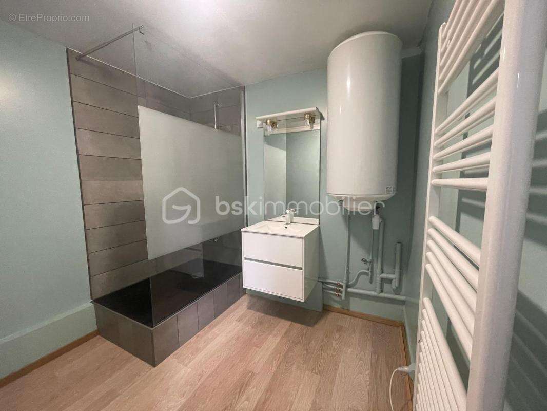 Maison à SAINT-QUENTIN