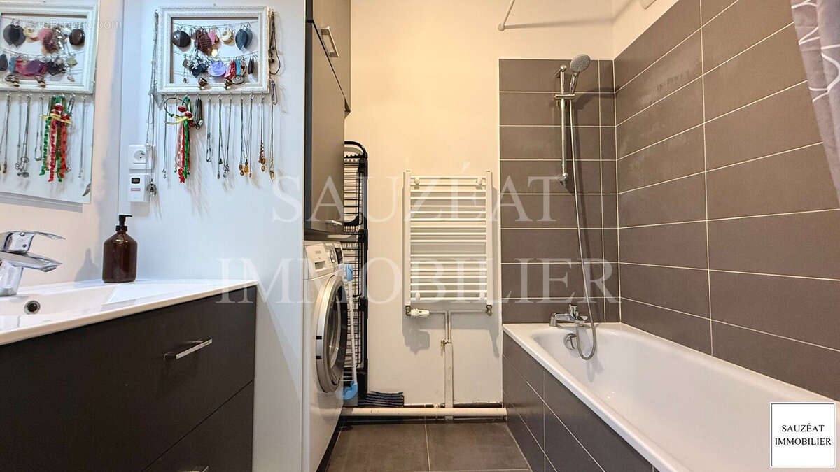 Appartement à BAGNEUX