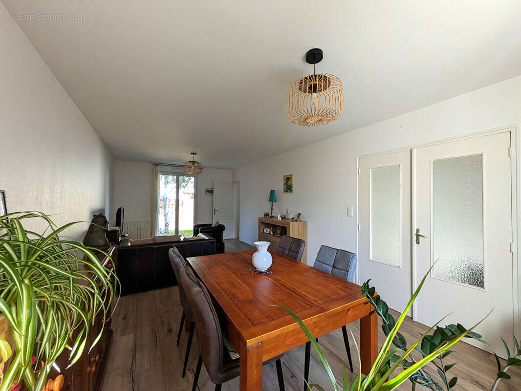 Maison à PLEINE-FOUGERES