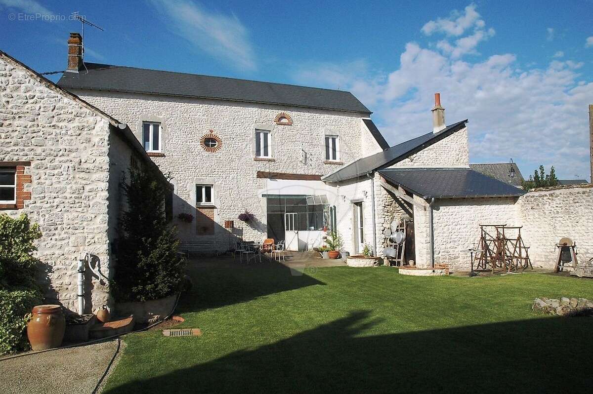 Maison à TERMINIERS