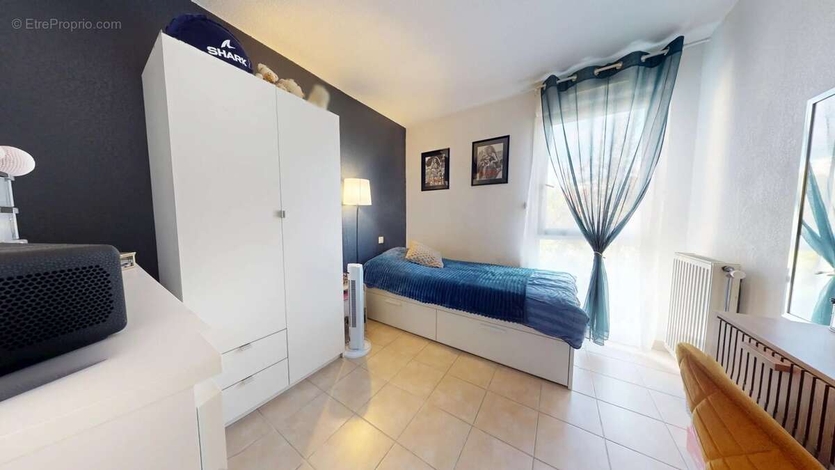 Appartement à PORT-DE-BOUC