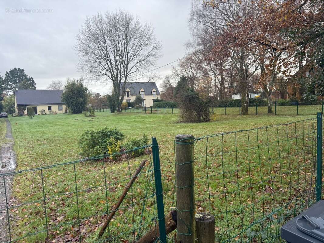 Terrain à GUENROUET
