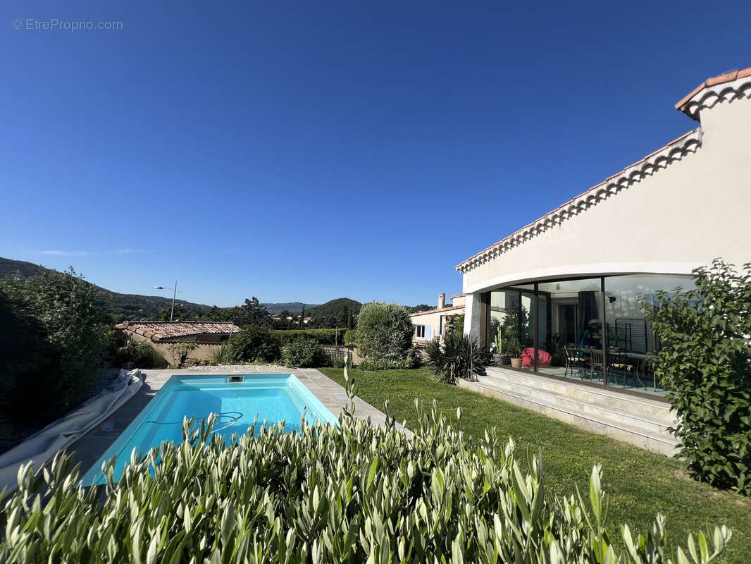 Maison à SAINT-PERAY