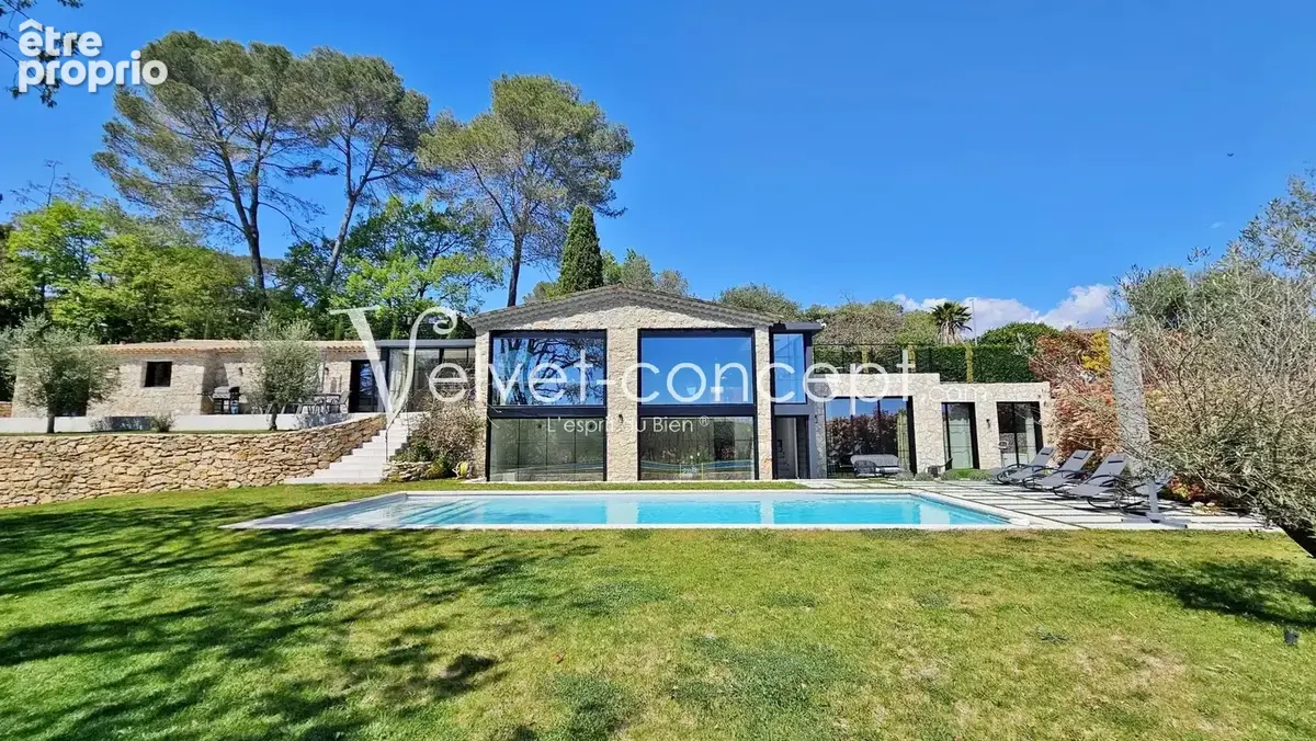 VALBONNE Village à pied - Magnifique Mas en pierre 290m² - photo 4