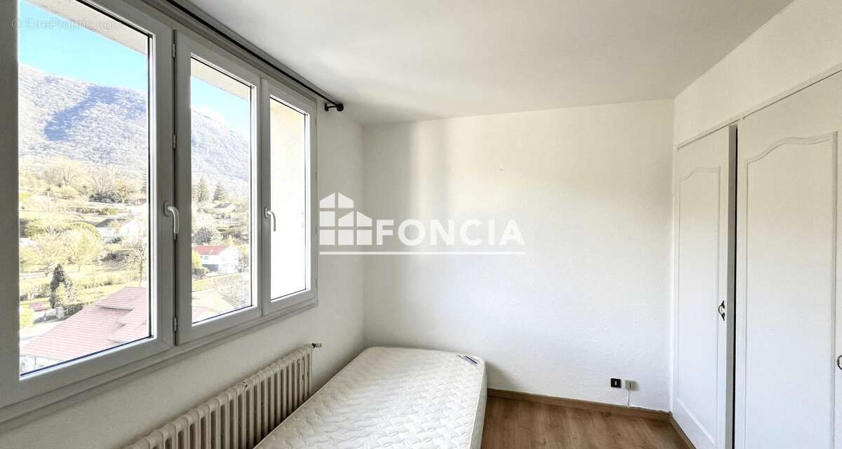 Appartement à VIZILLE