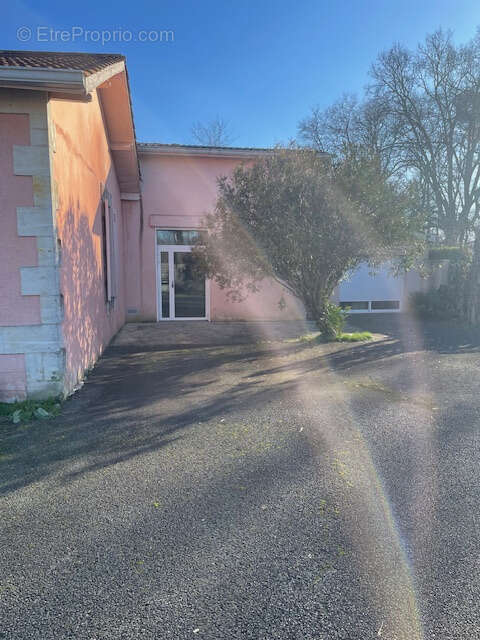 Maison à VILLENAVE-D'ORNON