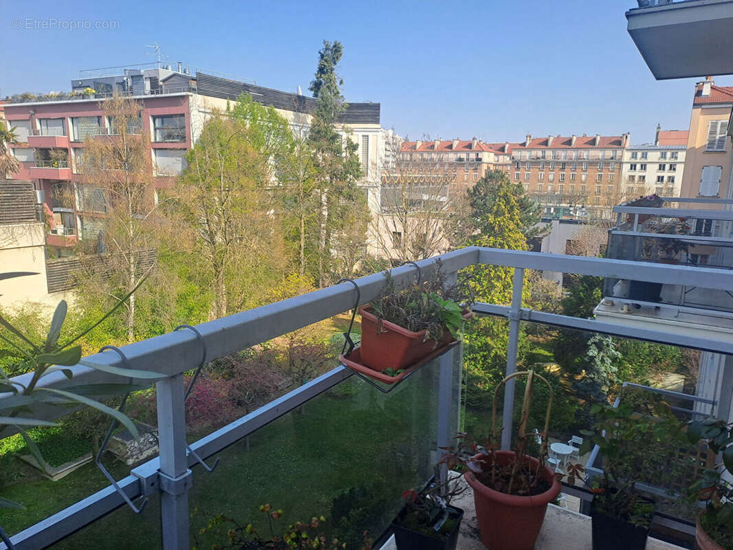 Appartement à MONTROUGE