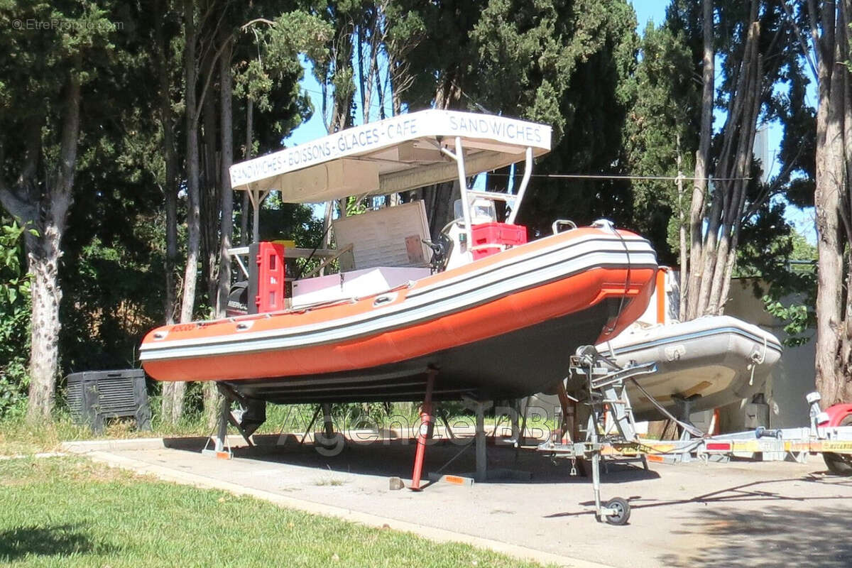 Commerce à Mandelieu-La-Napoule  - photo 5