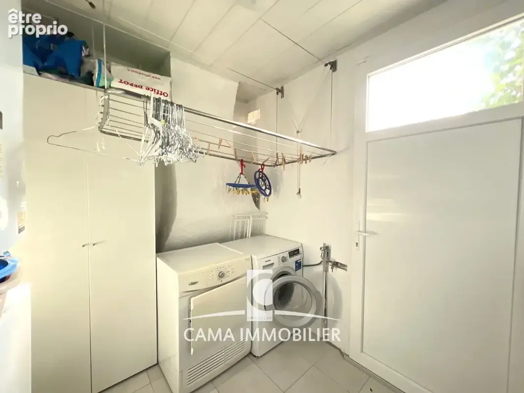 Exclusivité. Maison avec 5 chambres et un joli jardin paysager plein sud dans une residence recherchée. - photo 15