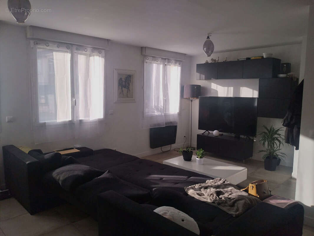 Appartement à MANTES-LA-VILLE