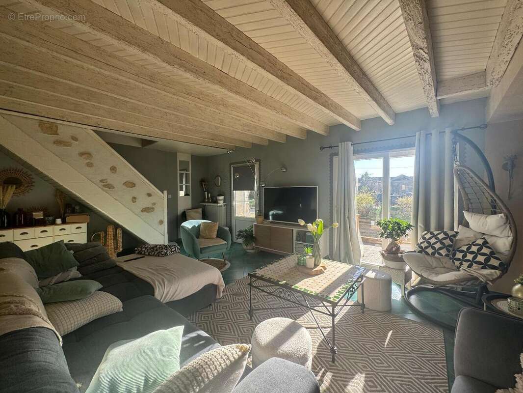   - Maison à SAINT-JACQUES-DE-THOUARS