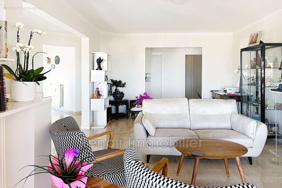Appartement à CAGNES-SUR-MER