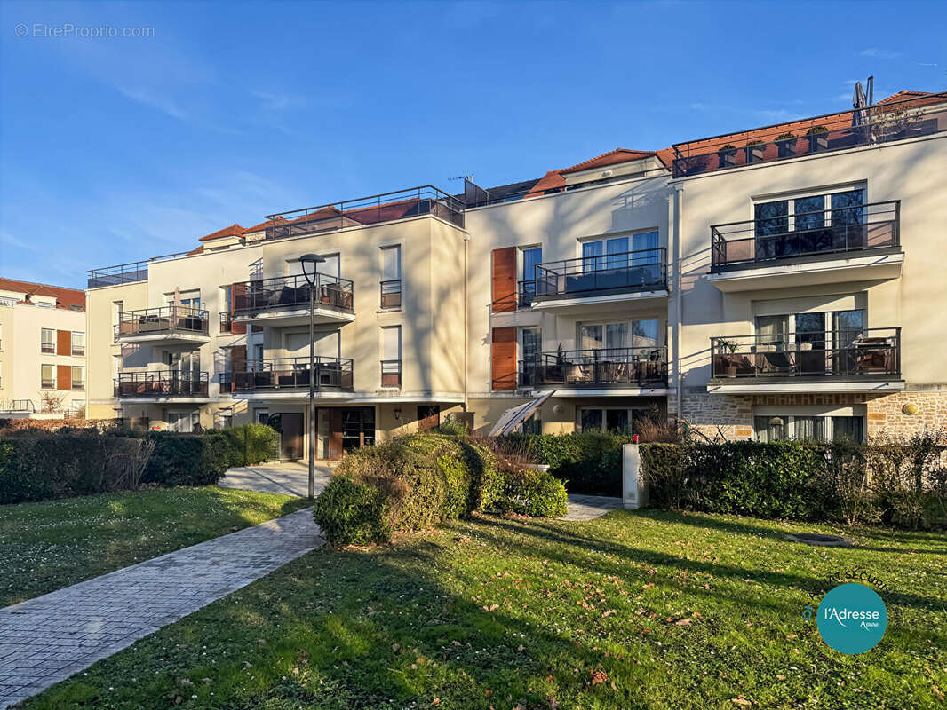 Appartement à MENNECY