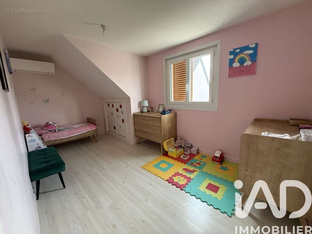 Photo 8 - Maison à VERT-SAINT-DENIS