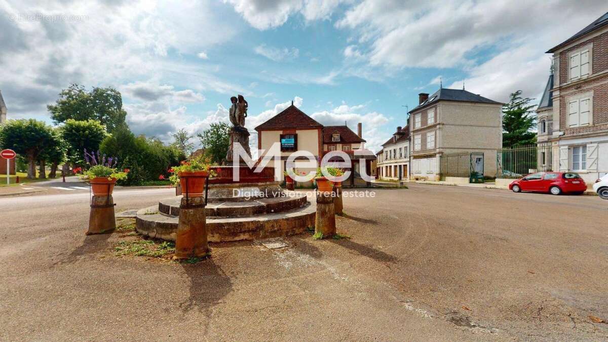 Appartement à EGLENY