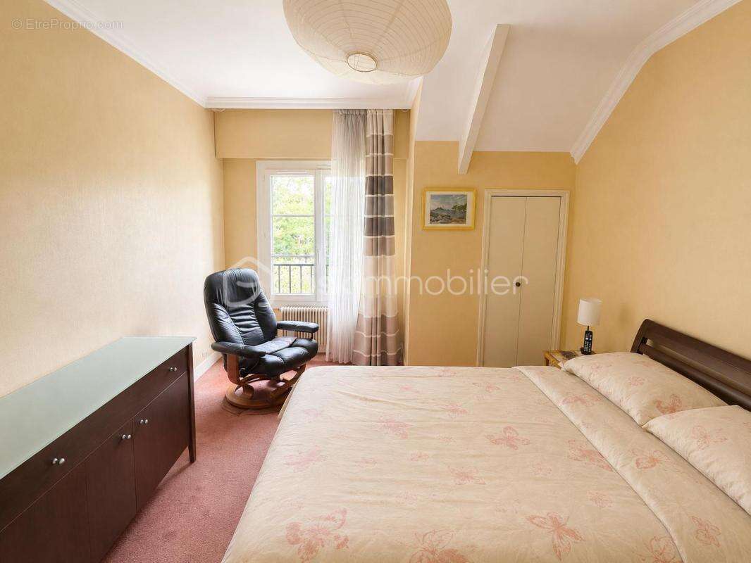 Maison familiale de 160 m² habitables sur 517 m² de terrain – Sous-sol total - photo 16
