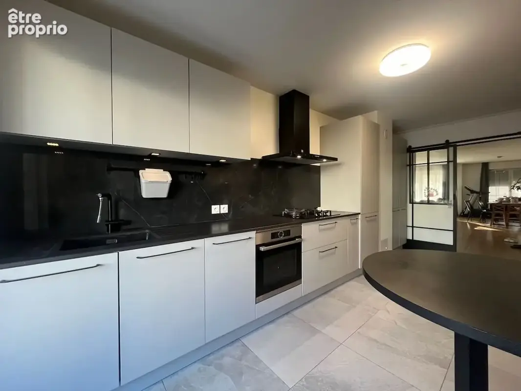 Appartement à vendre 6 pièces avec garage LYON 6EME ARRONDISSEMENT (69) - photo 5
