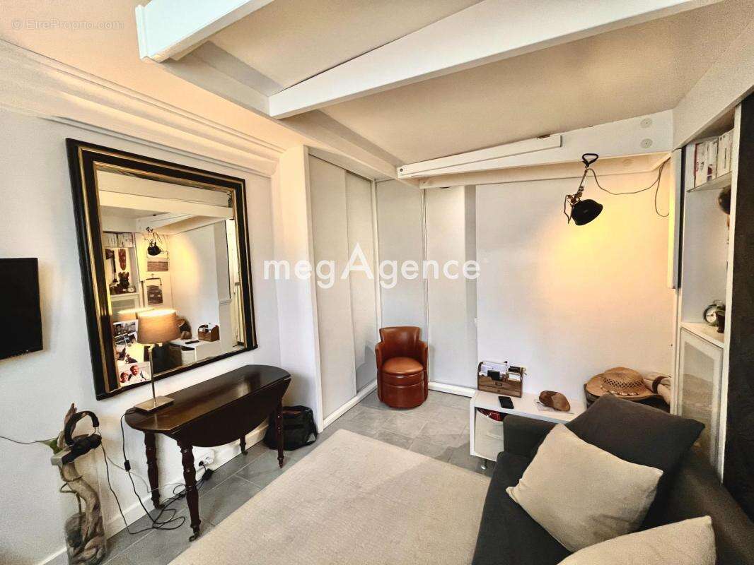 Appartement à SAINT-NOM-LA-BRETECHE