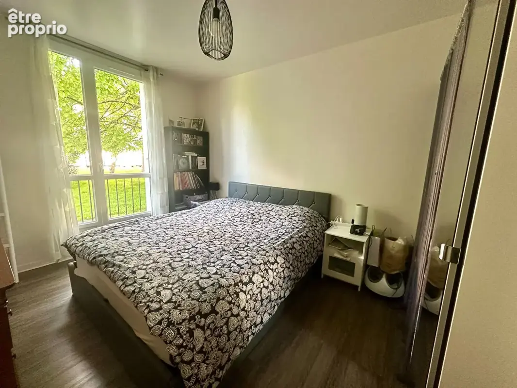Appartement type 4 - 2 cjambres+ bureau à JOUÉ-LÈS-TOURS - photo 3