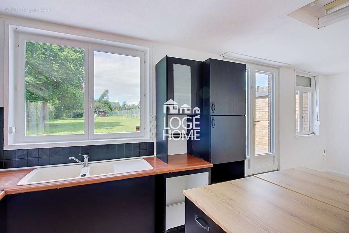 Maison 130 m² à Wavrin  - photo 4