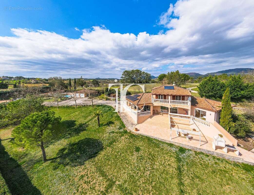 Maison à SAINT-JULIEN-DE-CASSAGNAS