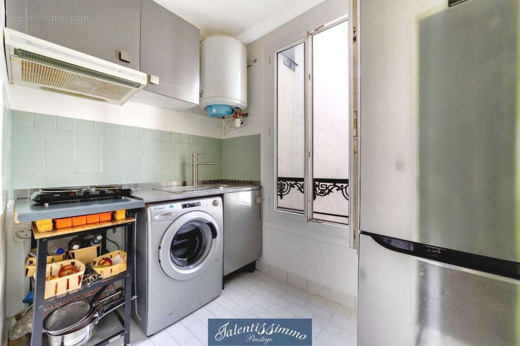 Appartement à PARIS-12E
