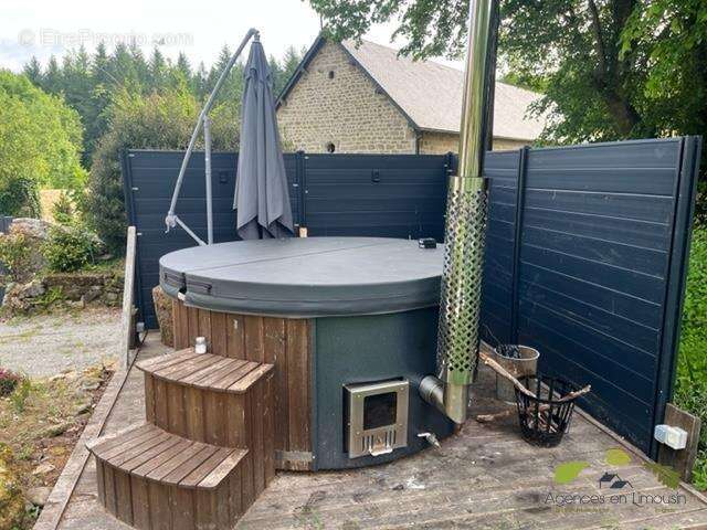 Maison à SAINT-HILAIRE-LES-COURBES