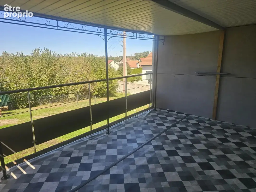 Maison mitoyenne à Etalans - photo 3