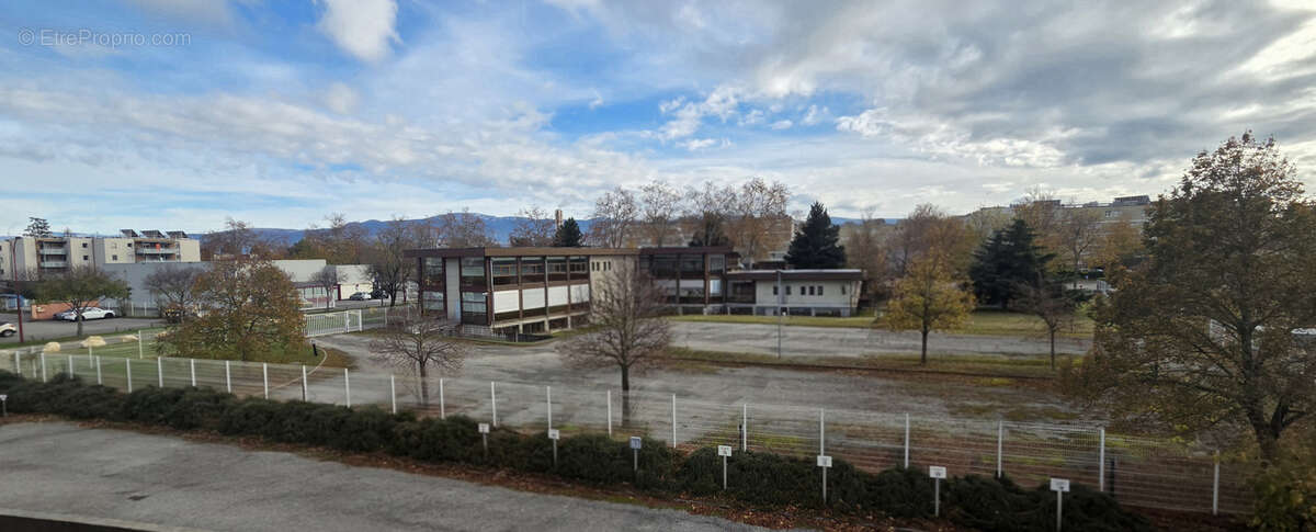 Commerce à ROMANS-SUR-ISERE