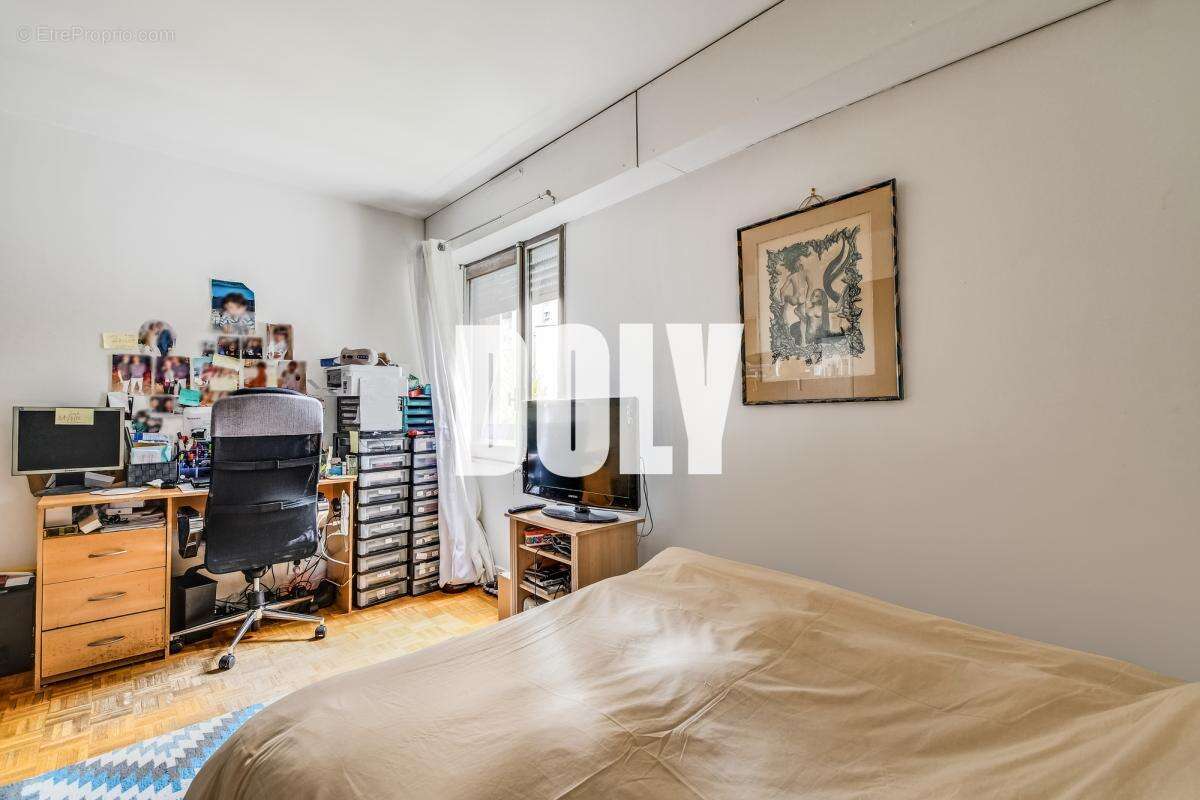 Appartement à PARIS-19E