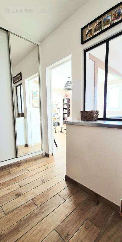 T2 LUMINEUX ET FONCTIONNEL*** idéal 1er achat ou investissement locatif ***Secteur dynamique - photo 2