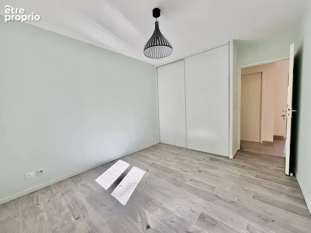 Maison 4 pièces 91 m² à vendre à Villefontaine (38090) - photo 9