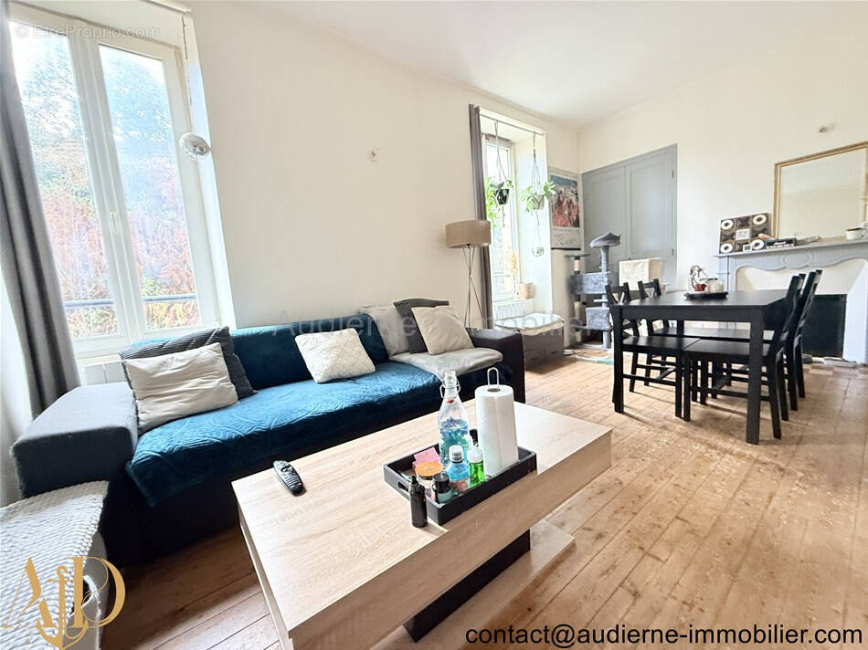 Appartement à AUDIERNE