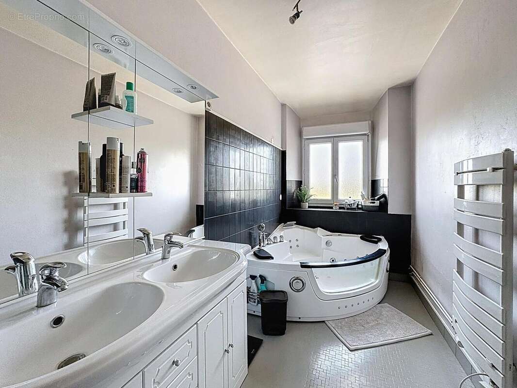 Photo 6 - Maison à CHATEAU-GONTIER