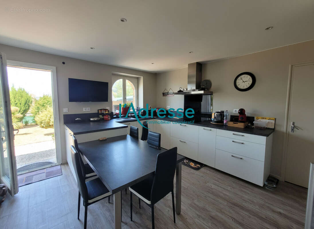 La maison idéale pour votre famille à Rougé. - photo 4