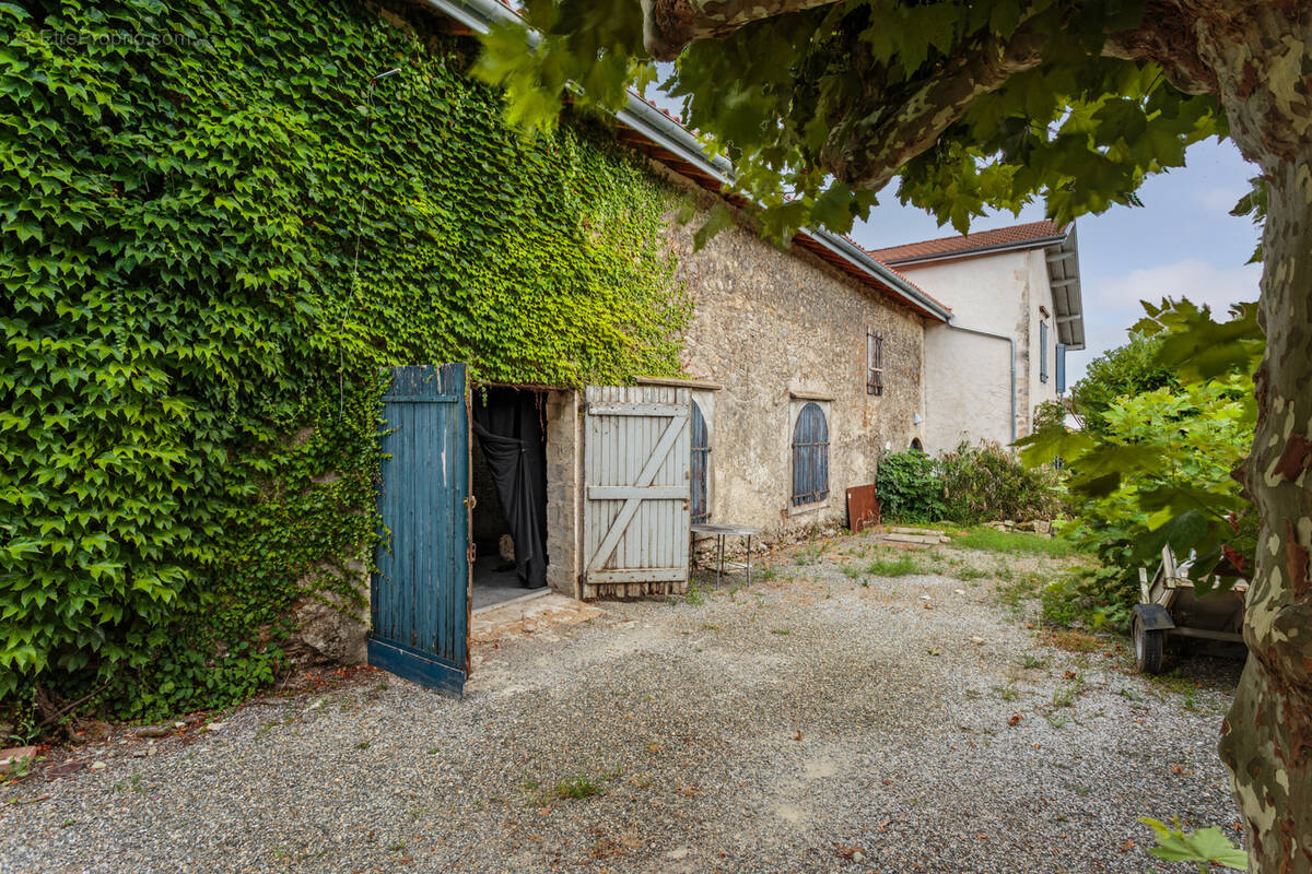 Maison à SORDE-L'ABBAYE