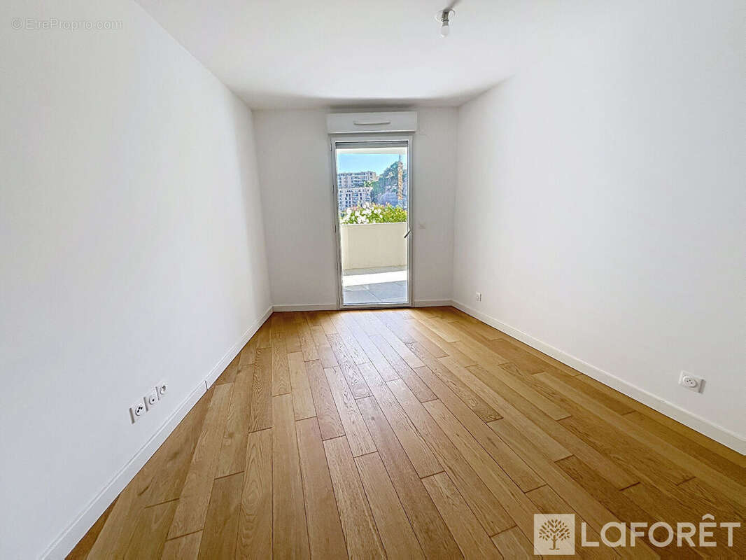 Appartement à BEAUSOLEIL