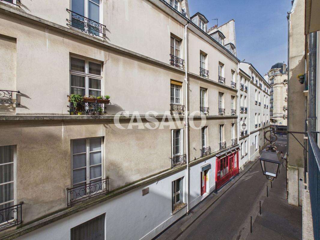 Appartement à PARIS-3E