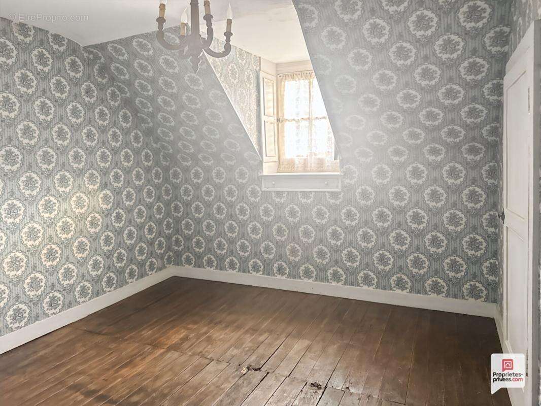 Maison à PRECIGNE