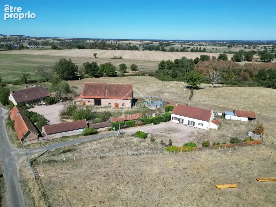 Charmante maison à Liernolles avec terrain et puits - photo 19