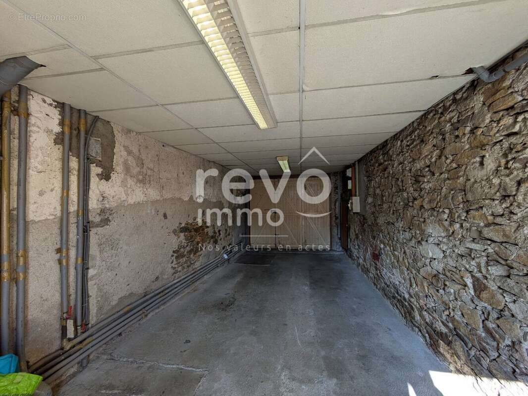 Maison à SAINT-COLOMBAN