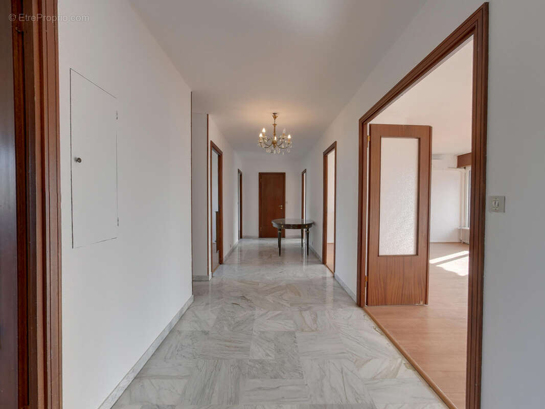 Appartement à ECHIROLLES