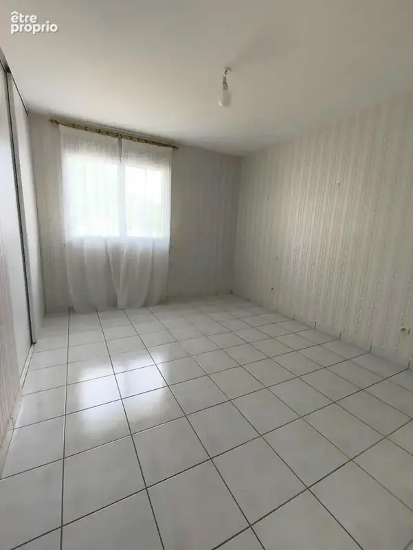 Quartier Saint medard, maison de plain pied avec sous sol et grand jardin - photo 9