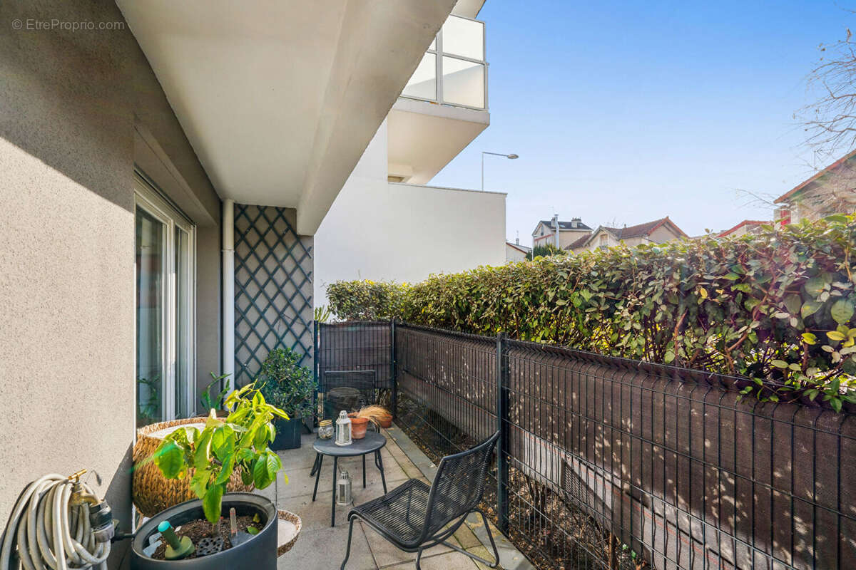 Appartement à NANTERRE