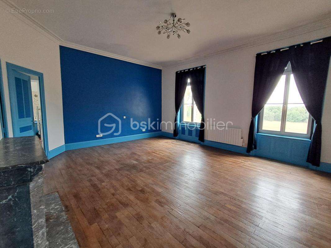 Maison à FONTENAY-LE-COMTE