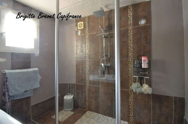 Maison à SAINT-MAXIMIN-LA-SAINTE-BAUME