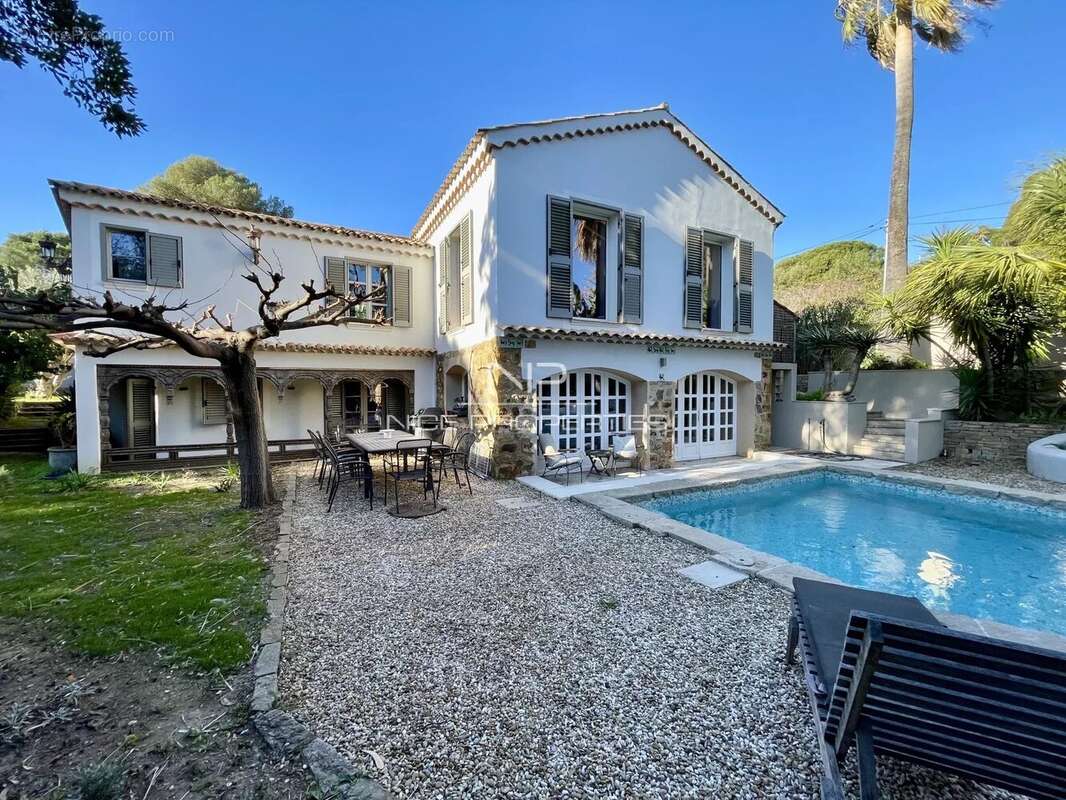 Sainte-Maxime, villa à 100 mètres d'une petite plage - photo 6